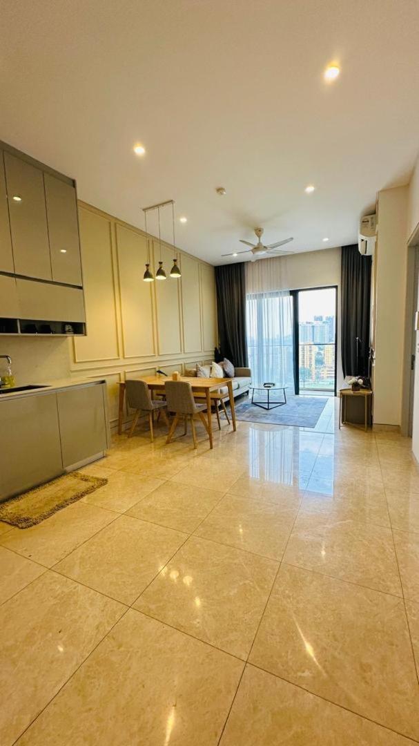 Lucentia Residents At Bbcc Lalaport Bukit Bintang Apartment Kuala Lumpur Bagian luar foto